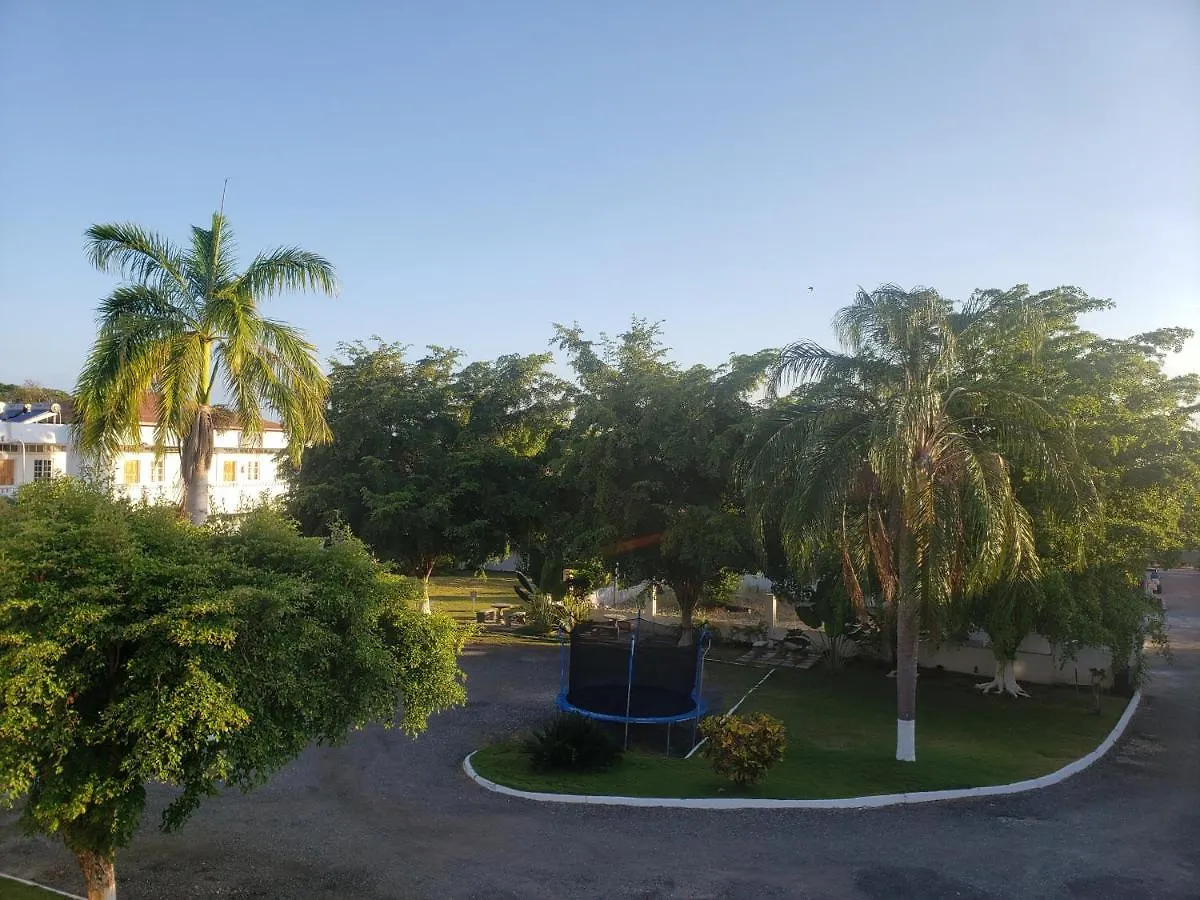 Frühstückspension Bed and Breakfast Sea Shell Palms, Ocho Rios