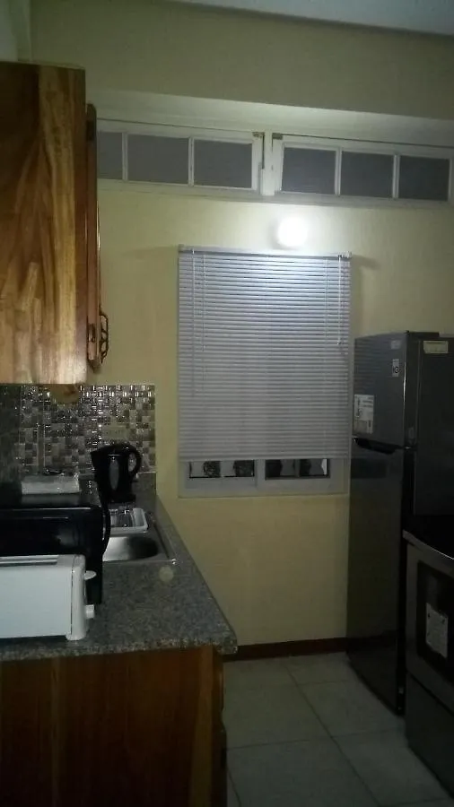 Sea Shell Palms, Ocho Rios Bed & Breakfast 3*,